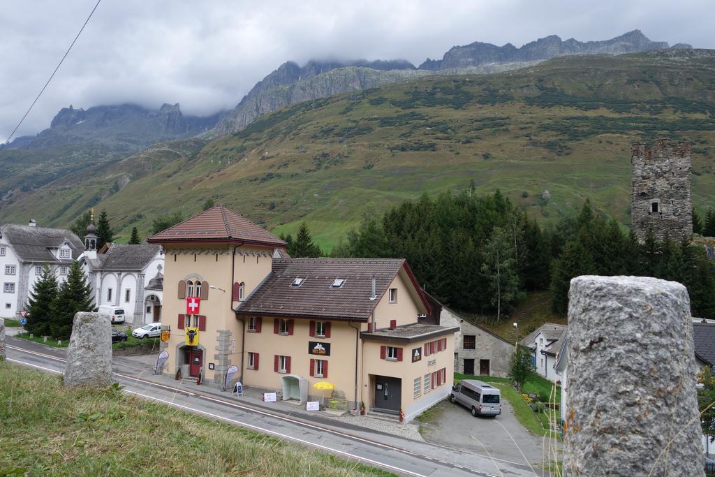 Sust Lodge Am Gotthard Хоспенталь Экстерьер фото